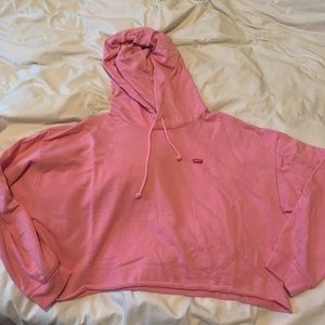 Levi cropped bubblegum pink hoodie💕